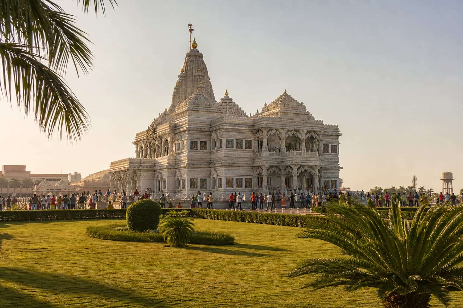 Prem Mandir on the Vrindavan circuit